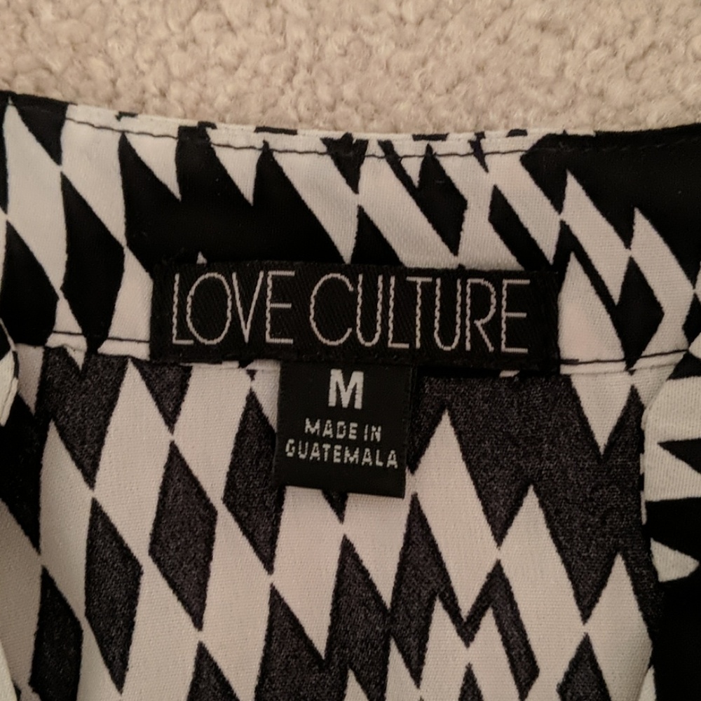 Top - Picture 3 of 3